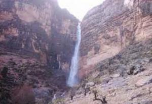 آبشار فصلی تارم